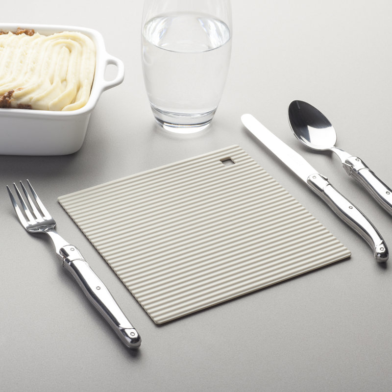 Silicone 2 Piece Trivet Set, Cream