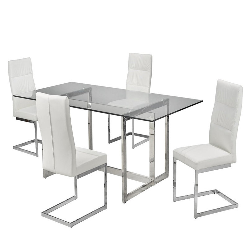 Ensemble repas pour quatre personnes, Blanc