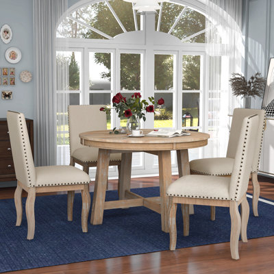 Zaena 4 - Person Extendable Dining Set