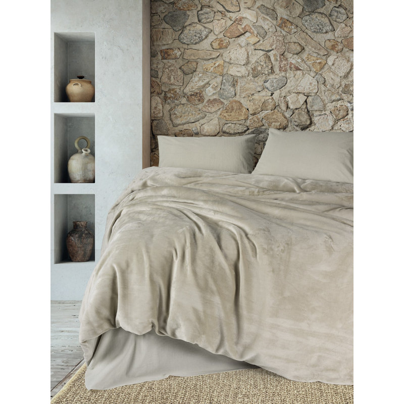 Stone Color Double Quilt Cover Set, 70% Polyester & 30% Cotton | Includes 79 x 87 Duvet Cover, 94 x 102 Flat Sheet & 2 Pillowcases (20 x 28) | Machine Washable at 104°F, Stylish & Comfortable Bedding for Any Bedroom