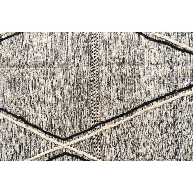 Tapis noir et blanc Mosser