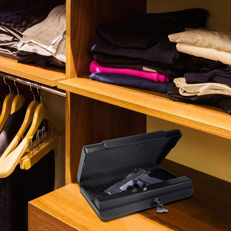 PORTABLE HAND GUN SAFE W/ DIGITAL LOCK