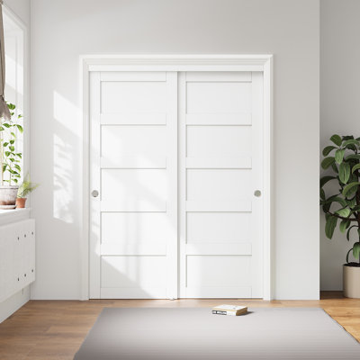 Porte coulissante intérieure 60 po x 80 po à 5 panneaux préfinis pour garde-manger et garde-robe avec quincaillerie complète assemblé