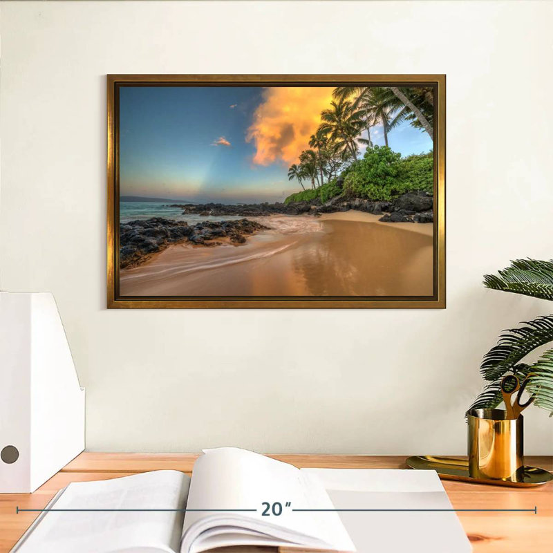 Lever de soleil Secret Cove, Cadre flottant doré, 37 po x 25 po