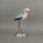 Statue d'aigrette côtière en bois d'Albesia bleu et blanc et métal, avec pattes en acier, 47,6 cm de hauteur