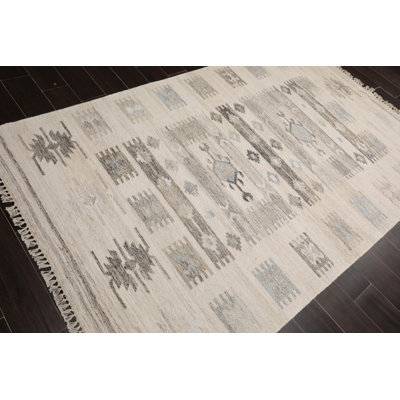 Aaydan Wool Indoor Rug