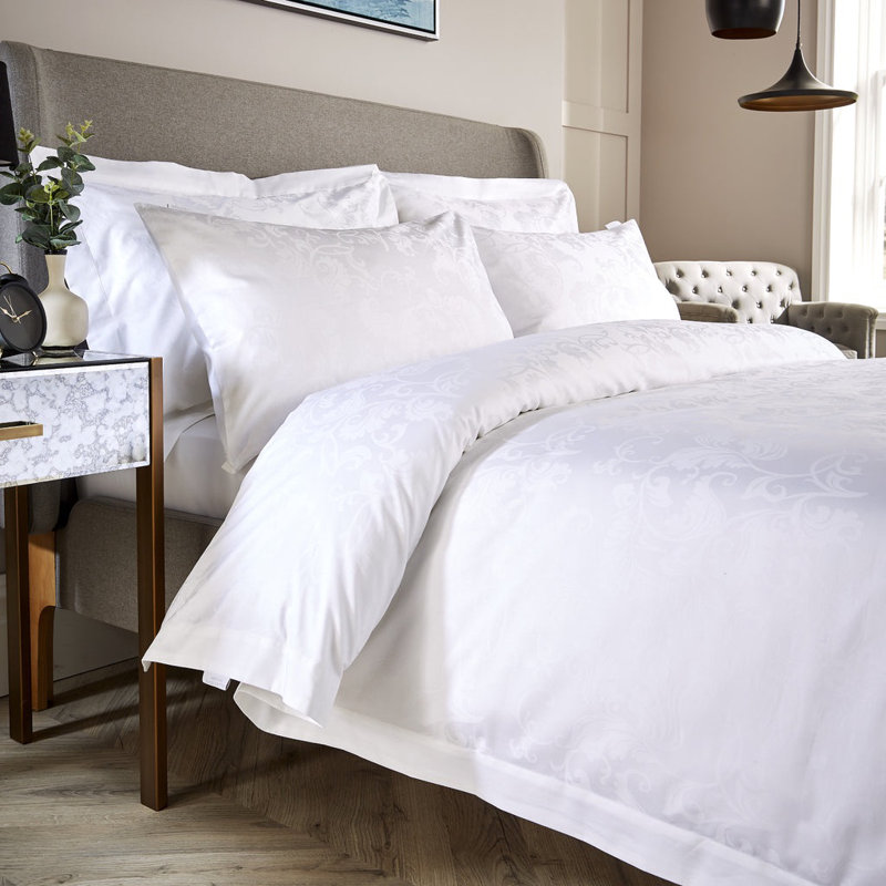 Chewning Sateen Floral Duvet Cover, Kingsize Duvet Cover