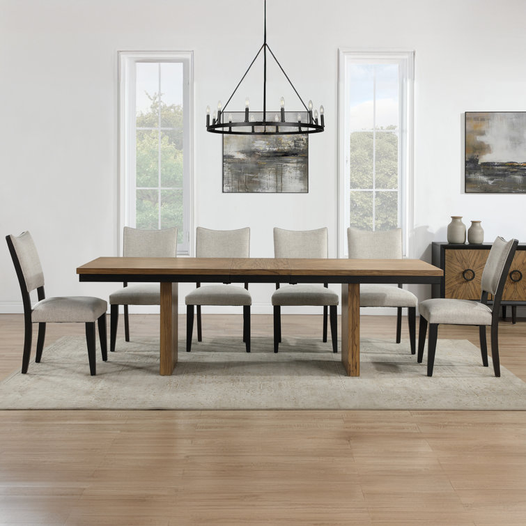 Gillyan Roatan 80-96" Extendable Table Dining Set