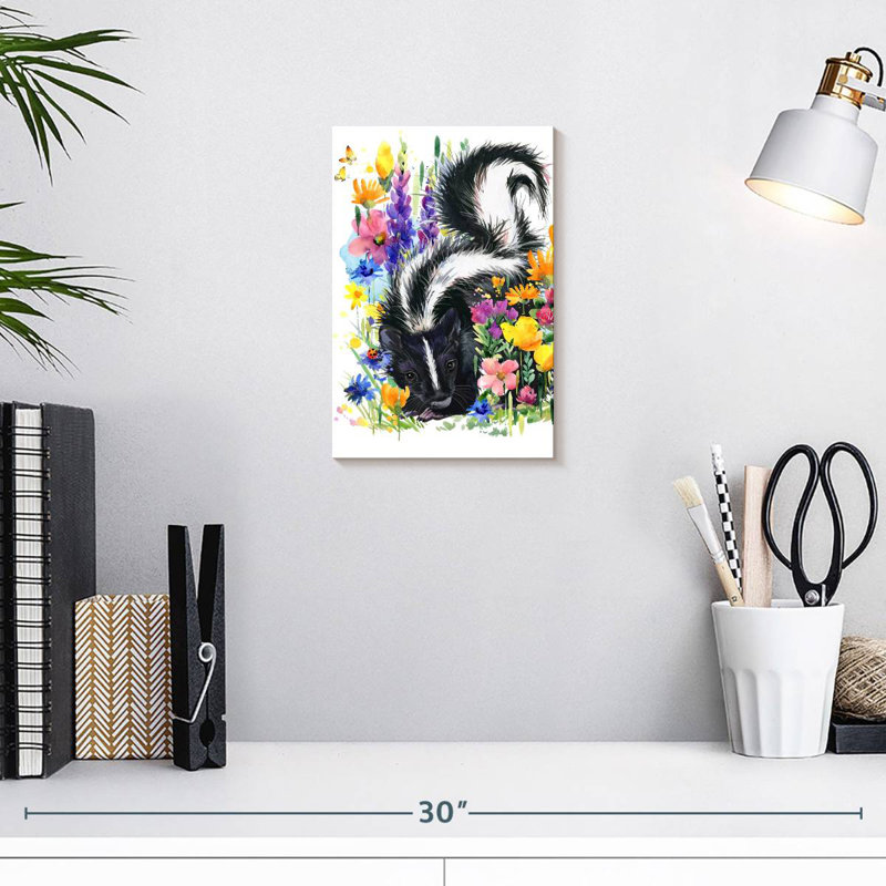 Brampt Floral Skunk, 12" H x 8" W