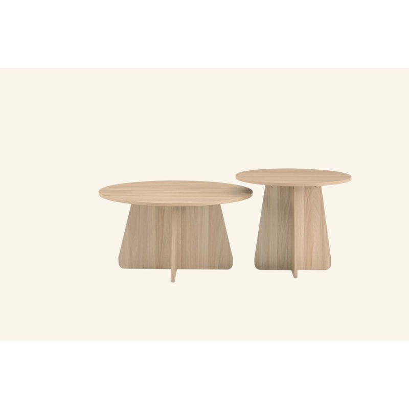 Ensemble de tables basses gigognes de style rétro. Tables d'appoint rondes avec pieds croisés. Idéal pour les salons et les salles à manger.