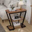 Table de bout étroite, canapé à 3 niveaux avec tablette de rangement, table de chevet en bois et métal pour le salon, brun rustique