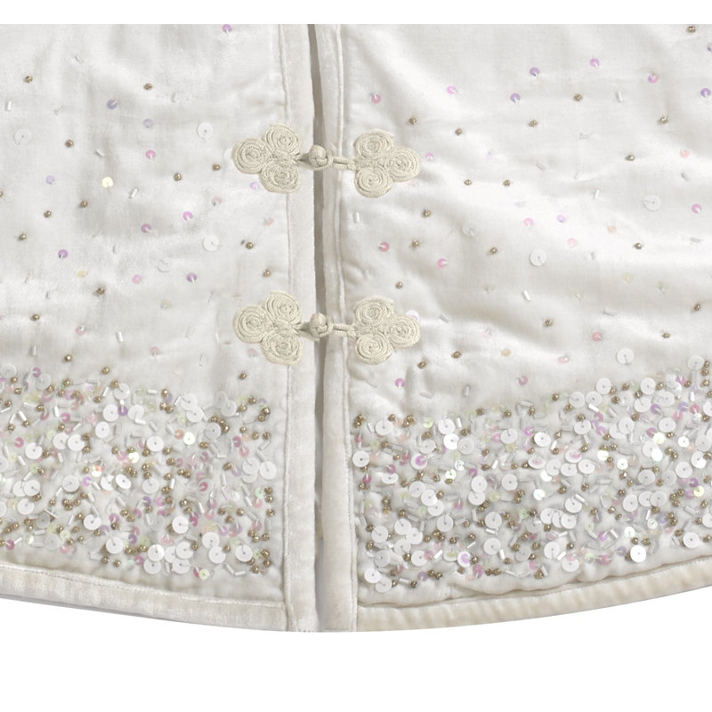 Handmade Christmas Tree Skirt in Velvet, 60" W