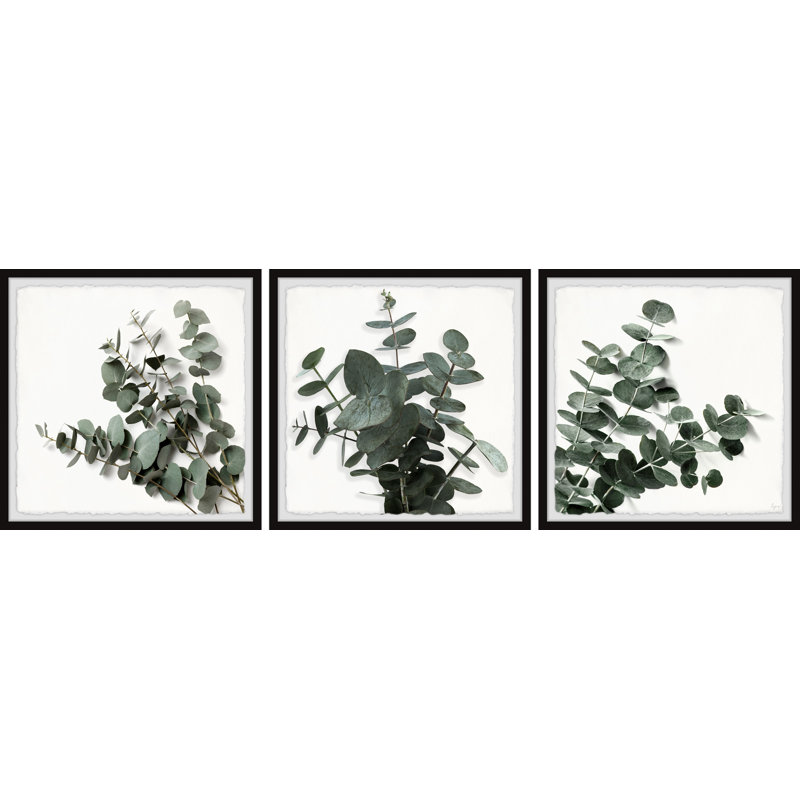 Chaque feuille est un triptyque de fleurs, H 18 po x l 18 po