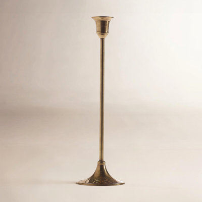 Gola Metal Tabletop Candlestick