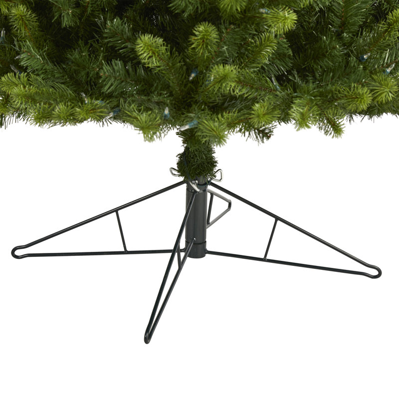 Arbre de Noël élancé épinette vert réaliste avec lumières claires / blanches
