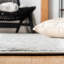 Tapis gris / ivoire Chun Southwestern-432103654