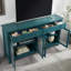 Armoire de rangement moderne bleu sarcelle. Buffet avec tablettes réglables, buffet pour centre de divertissement 65 ", tablettes et armoire de porte en verre