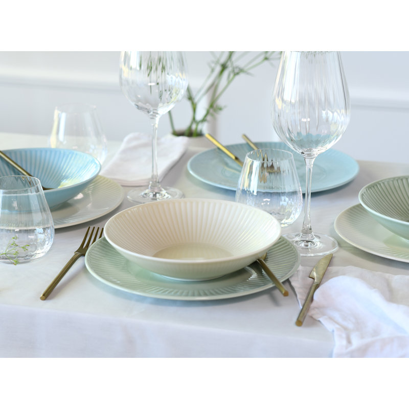 Valencia Pastell Piece Porcelain Dinnerware Set - Service for 6
