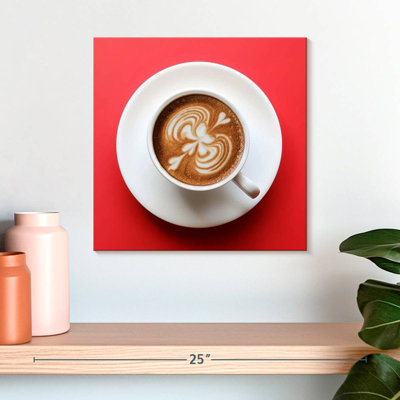 Yarlin Coffee On Red