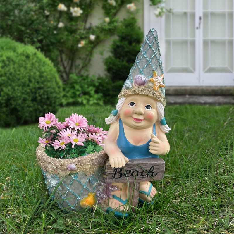 Caufield Statue Planter