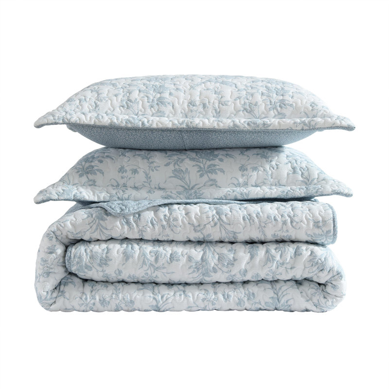 Laura Ashley Amberly Seersucker Blue Quilt Set, Queen Quilt + 2 Standard Shams