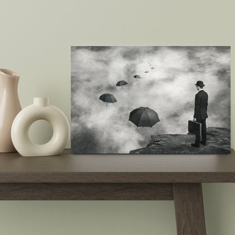 Homme et parapluies flottants, H 12 po x l 18 po