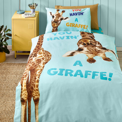 Havin A Giraffe Reversible Duvet Cover Set