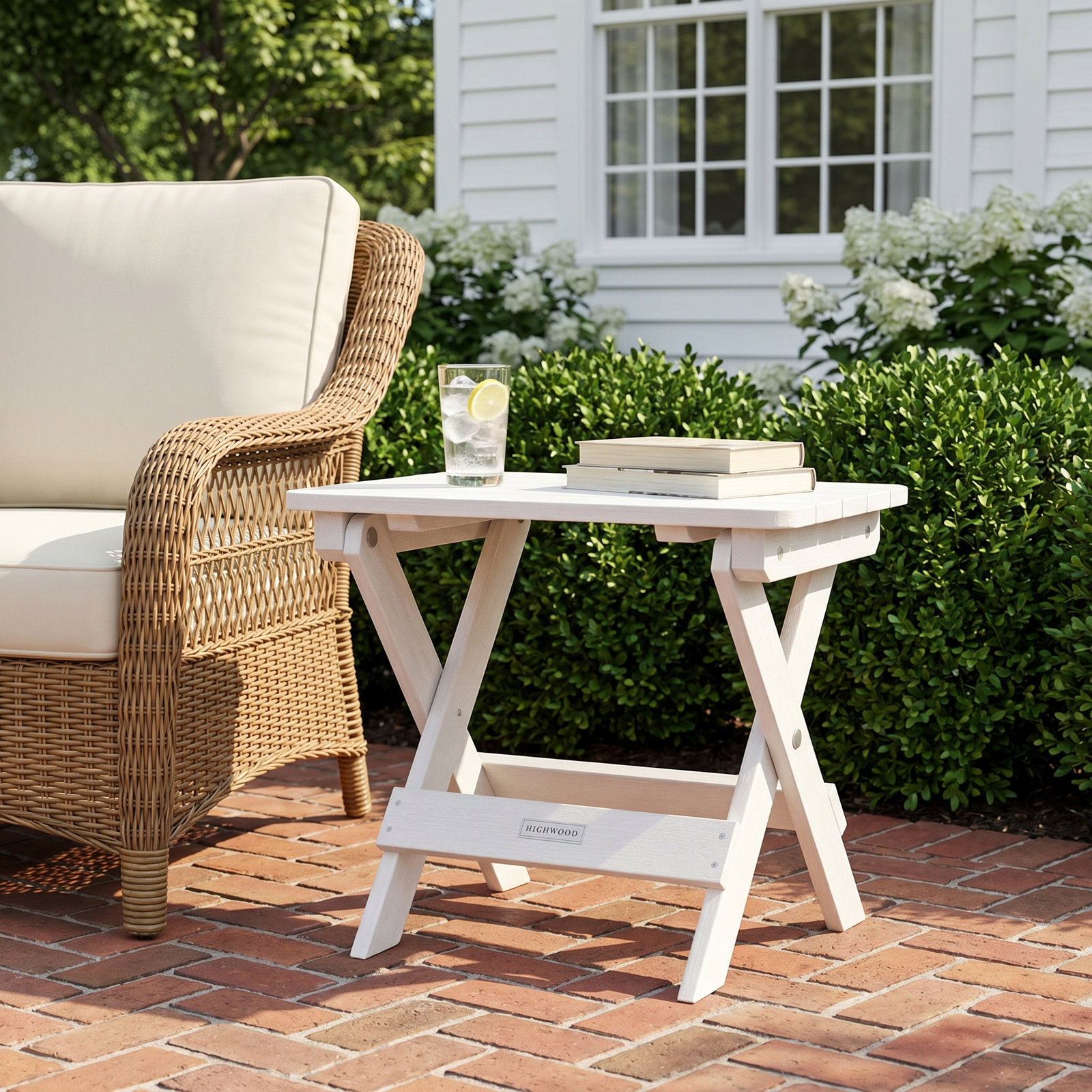20'' Plastic / Acrylic Outdoor Side Table, White