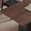 Table et chaise en bois de frêne massif.-103411799
