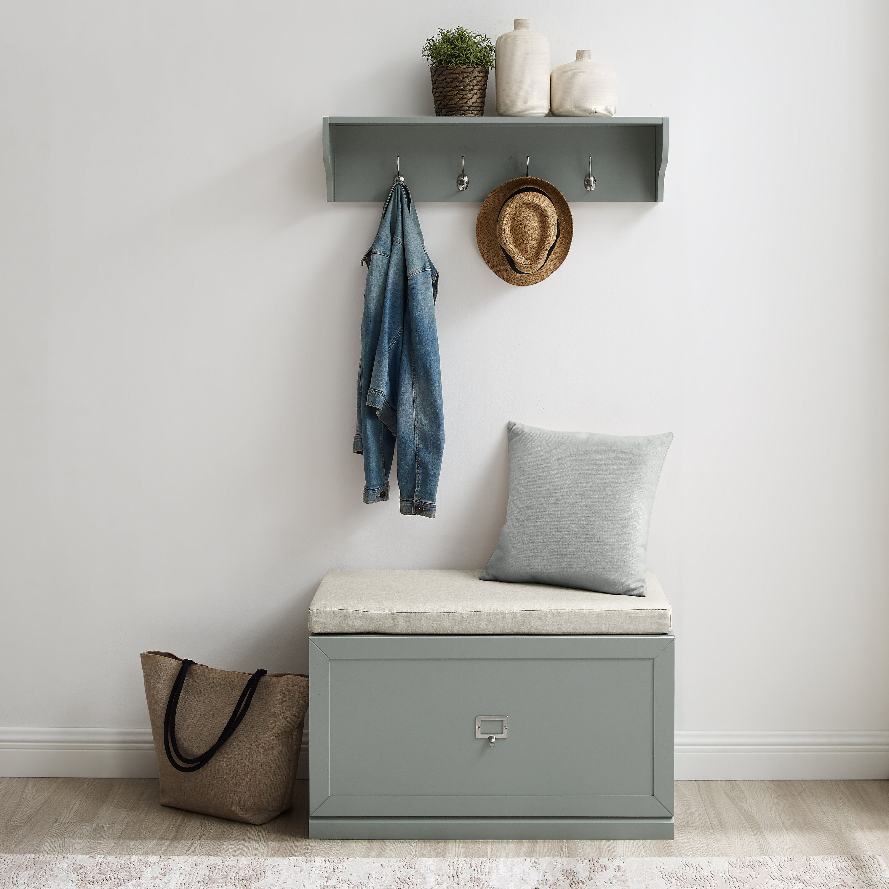 Crestshire 1 Piece Rectangle Floating Shelf with Hooks Laurel Foundry Modern Farmhouse Finish: Gray