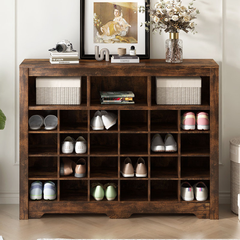 Armoire à chaussures moderne à 24 casiers avec base incurvée Sleek Design, Brun rustique