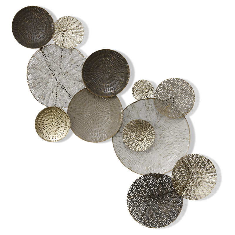 Traditional Abstract Wall Decor on Metal
