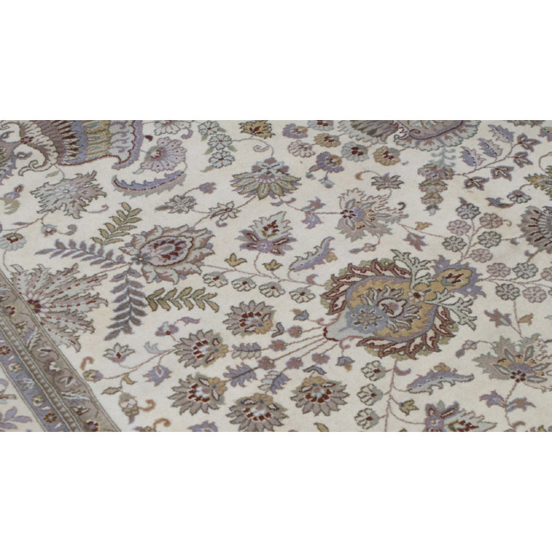 Tapis ivoire et beige noué à la main de haute qualité
