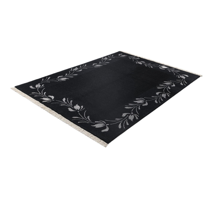 Munoz Black Rug