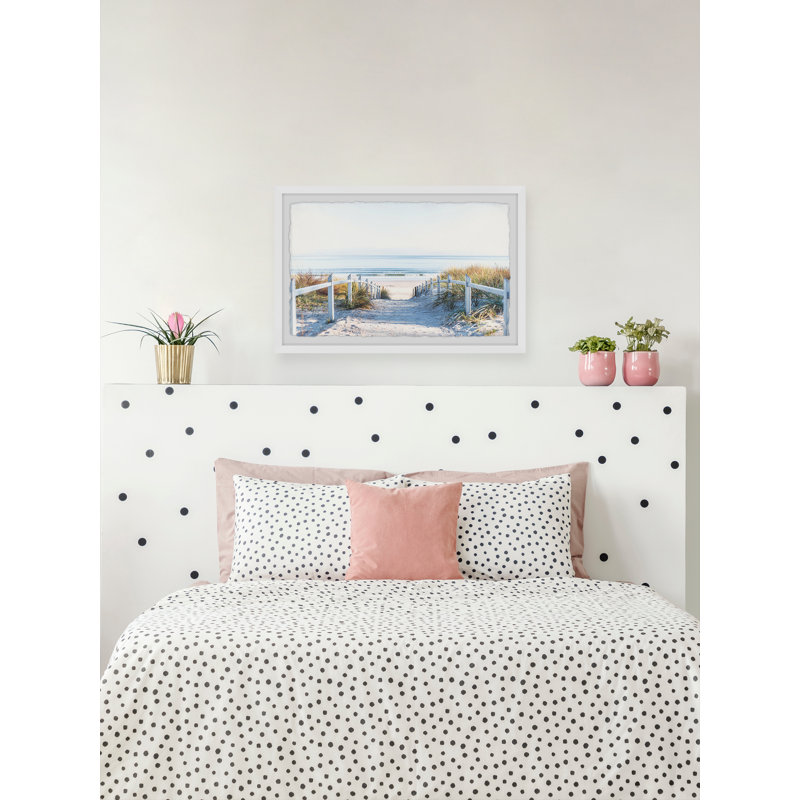 Path to the Beach par Marmont Hill - Photographie avec cadre photo, H 30 po x l 45 po x P 1,5 po