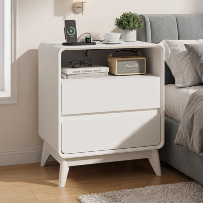 Lot de 2 tables de chevet blanches avec station de recharge, 2 tiroirs, rangement ouvert, prise électrique et pieds en bois massif, table d'appoint moderne et incurvée pour chambre ou salon