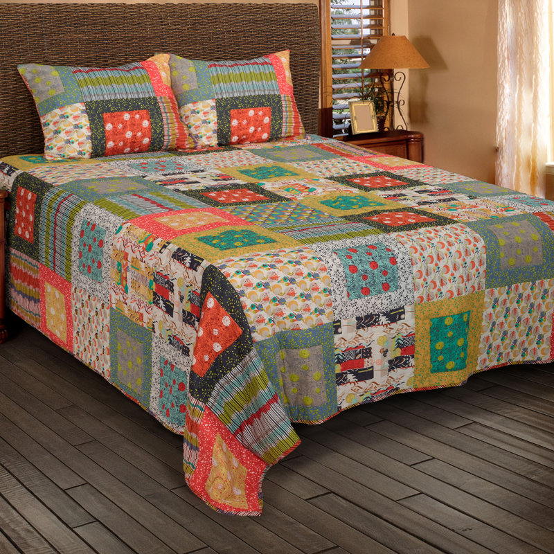 Charleston Farmhouse Farmhouse / Country Cotton Machine Woven Patchwork Quilt, Queen Quilt