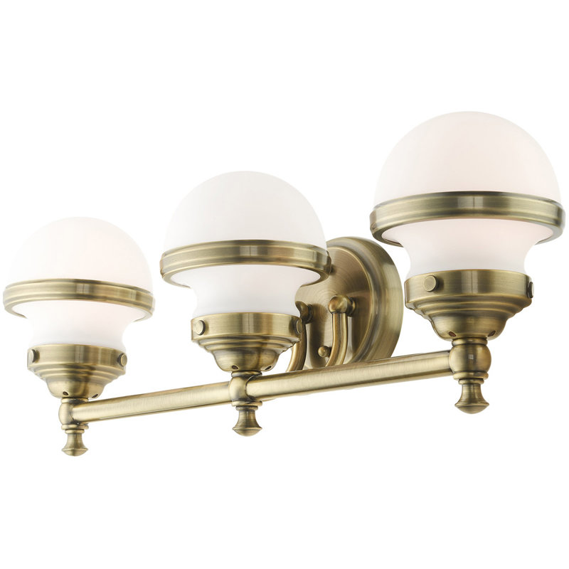 Éclairage pour salle de bain avec abat-jour en verre - luminaire de 24 po à 3 lumières., Blanc, Laiton antique