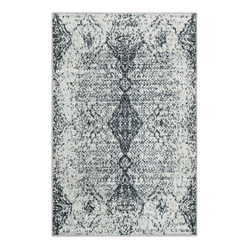 Massie Geometric Indoor Rug, Rectangle 2' x 3'1"