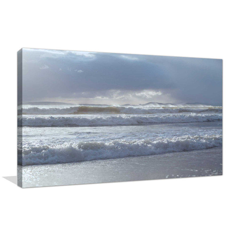 « calme before the storm », reproduction de photo sur toile tendue, H 36 po x l 60 po x P 1,5 po