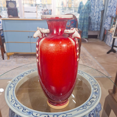 Vase en porcelaine Sang de bœuf