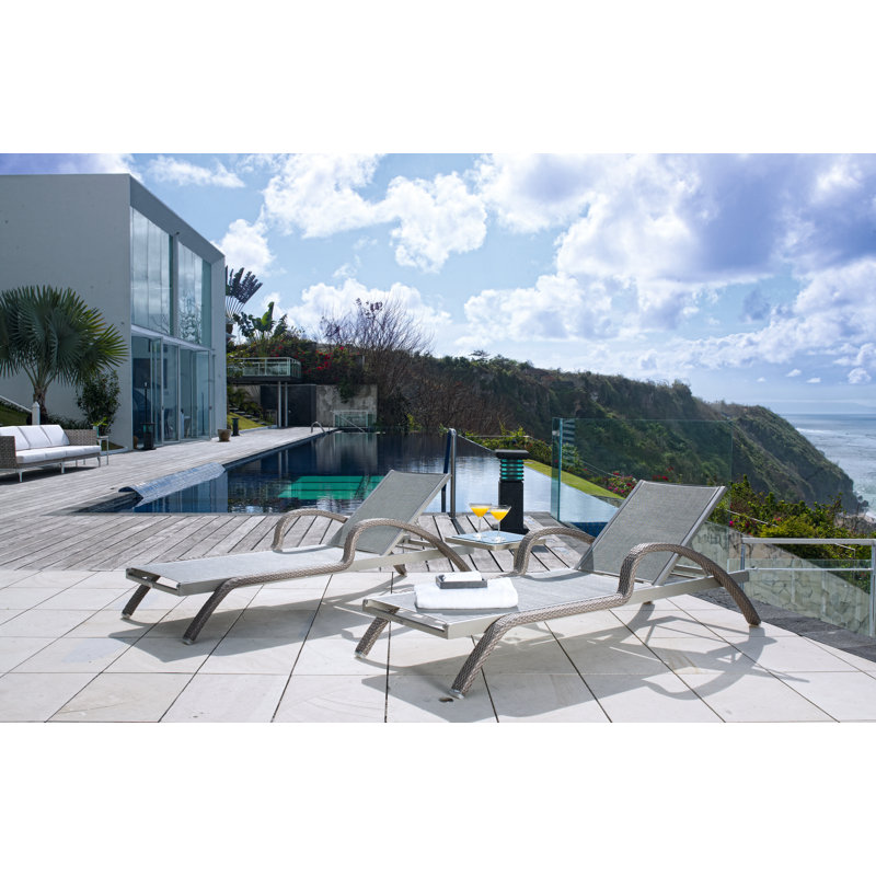 North Outdoor Chaise Lounge
