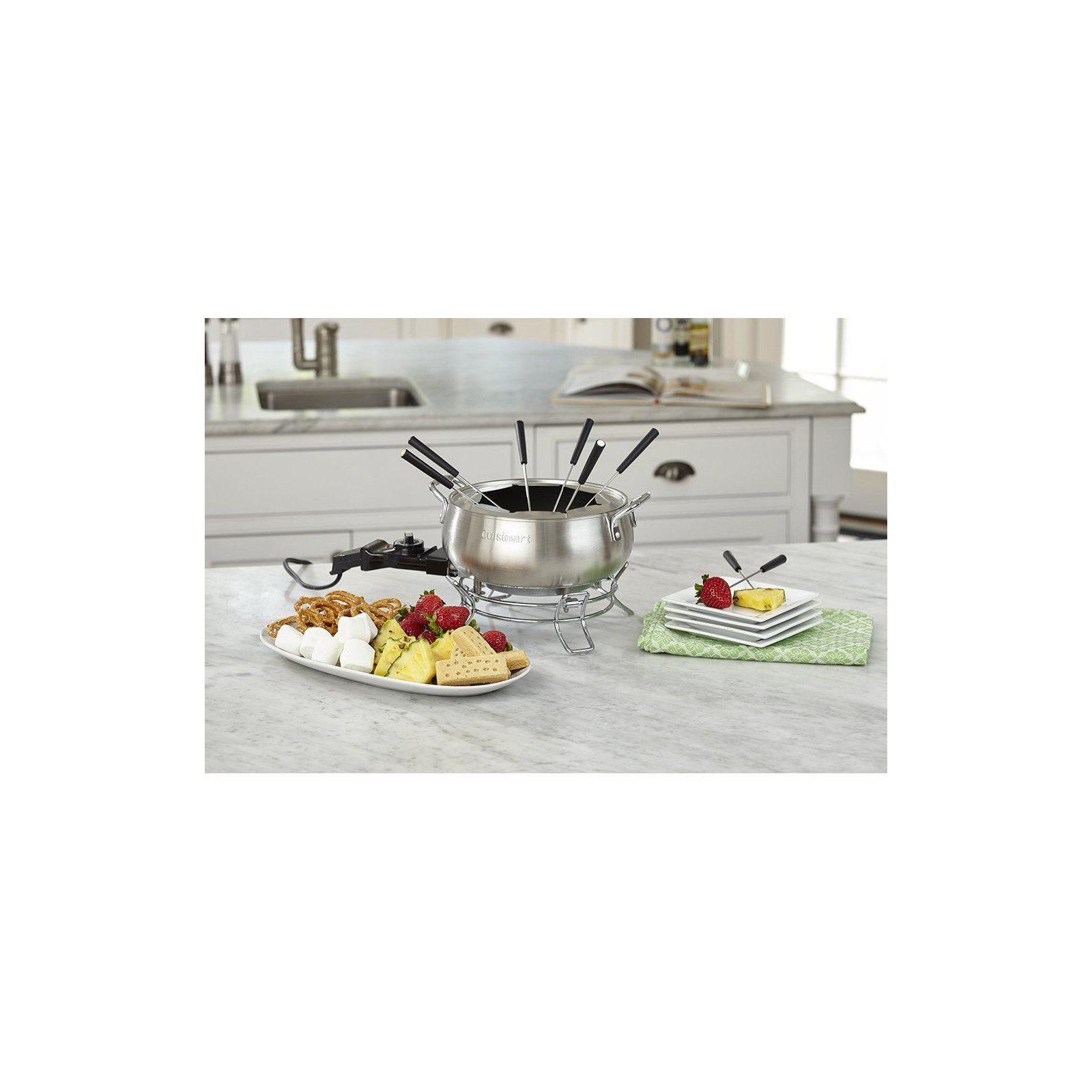 Cuisinart 3 Quart Fondue Pot, For Chocolate, Cheese, Broth, Oil