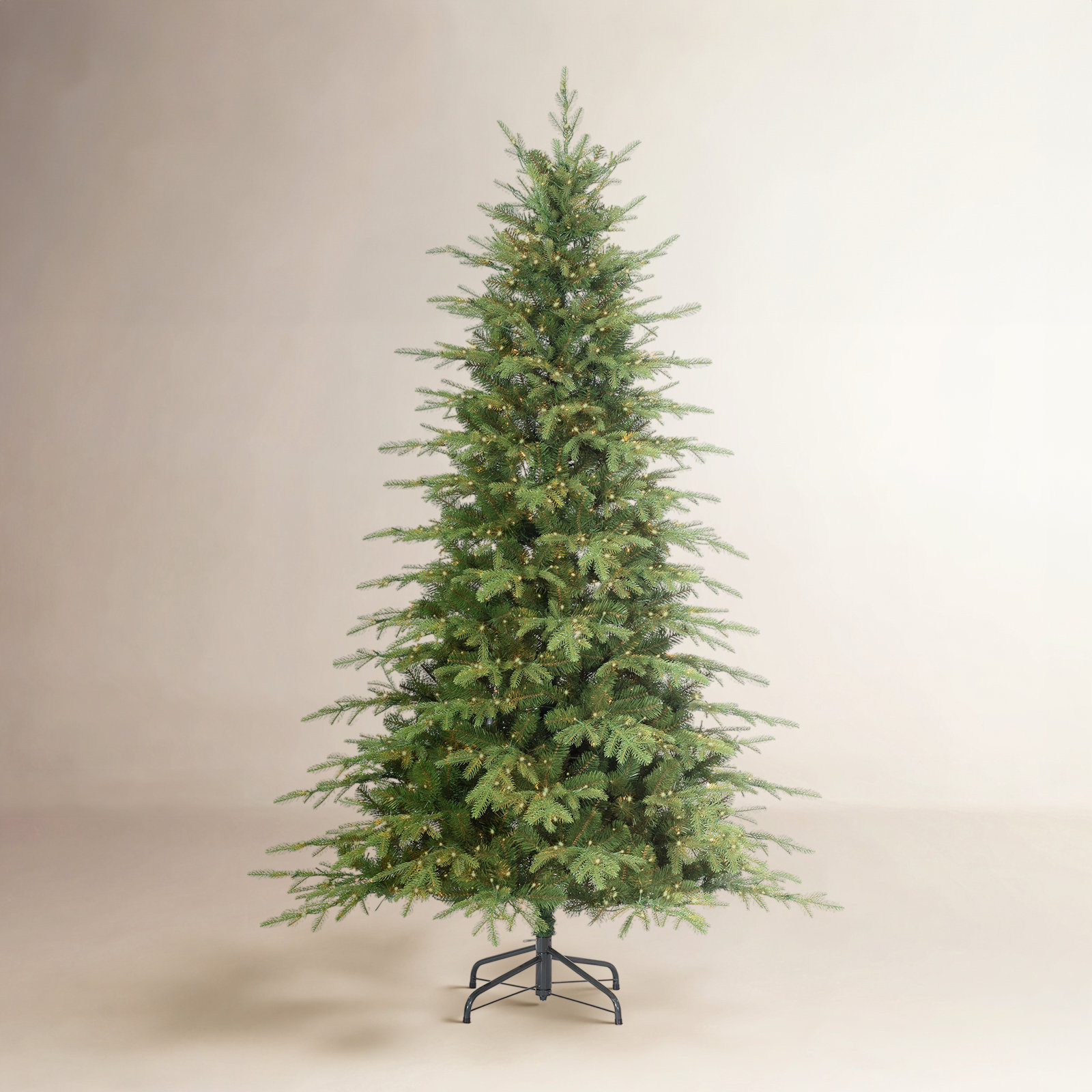 7.5' Pre-Lit Pine Tree