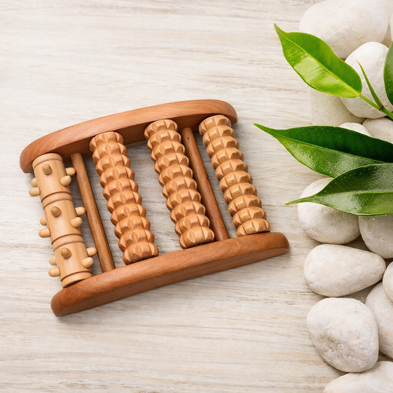 Masseur à pieds en bois naturel