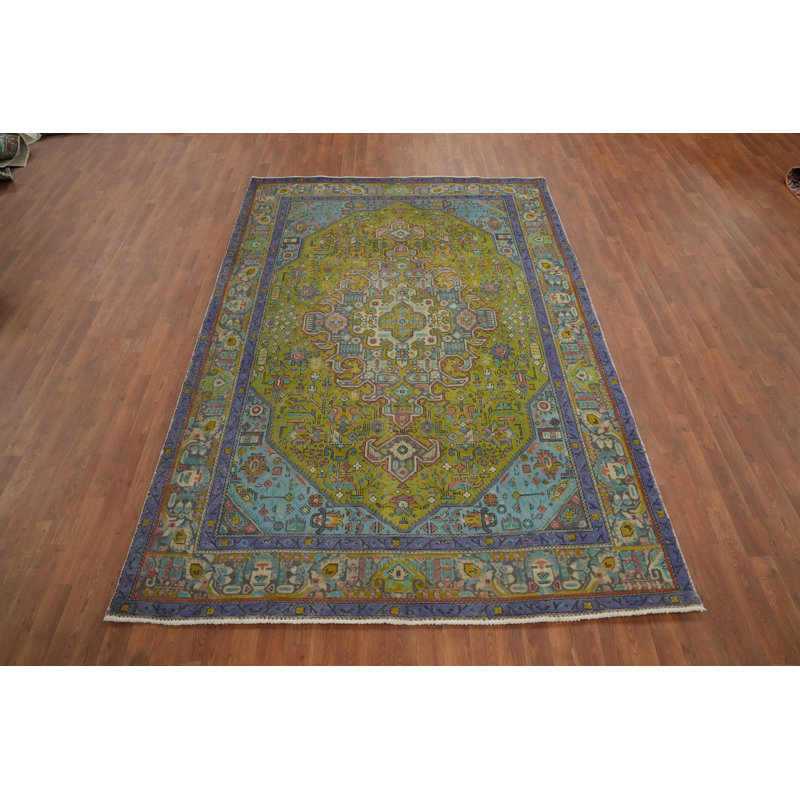Tapis traditionnel en laine vert pistache 6 x 9