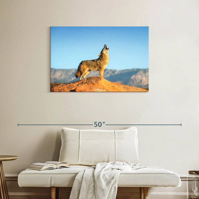 Brampt Howling Coyote, 24'' H x 36'' W