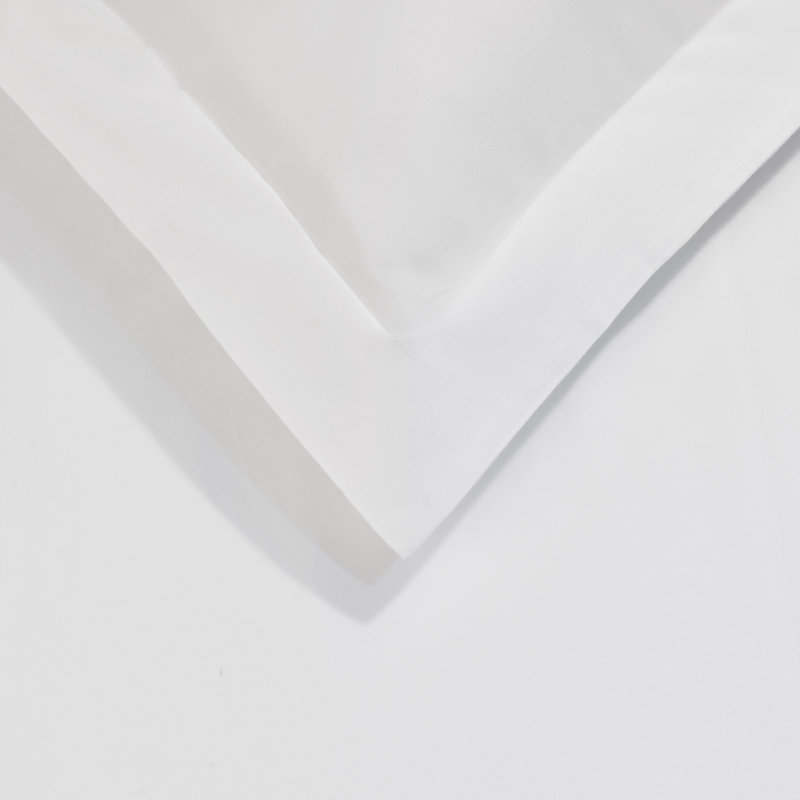 Classic 700 Thread Count Certified Certified Egyptian Cotton Sateen Duvet Cover Set, White