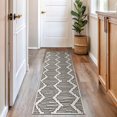 Markeem Machine Woven Geometric Stripe Area Rug