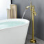 Bec de baignoire au sol avec douchette-92931758